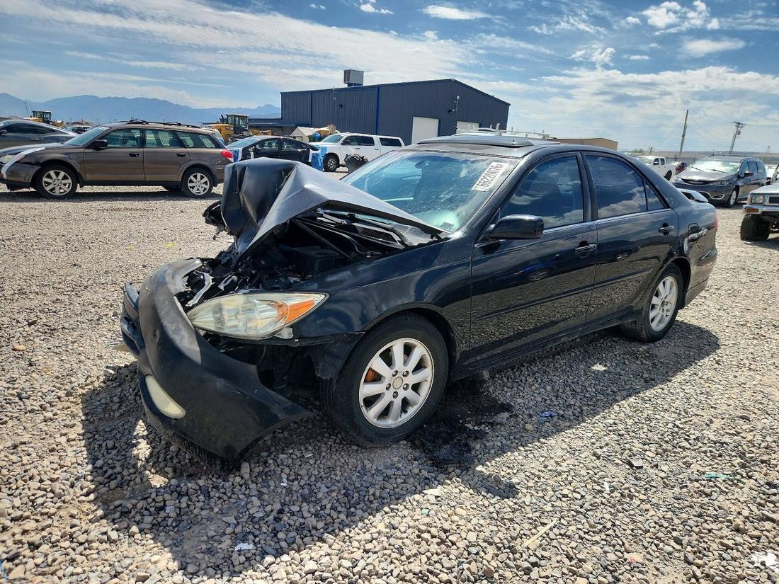 2004 TOYOTA CAMRY
