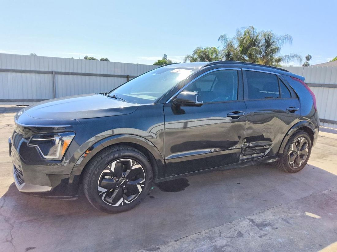 2023 KIA NIRO