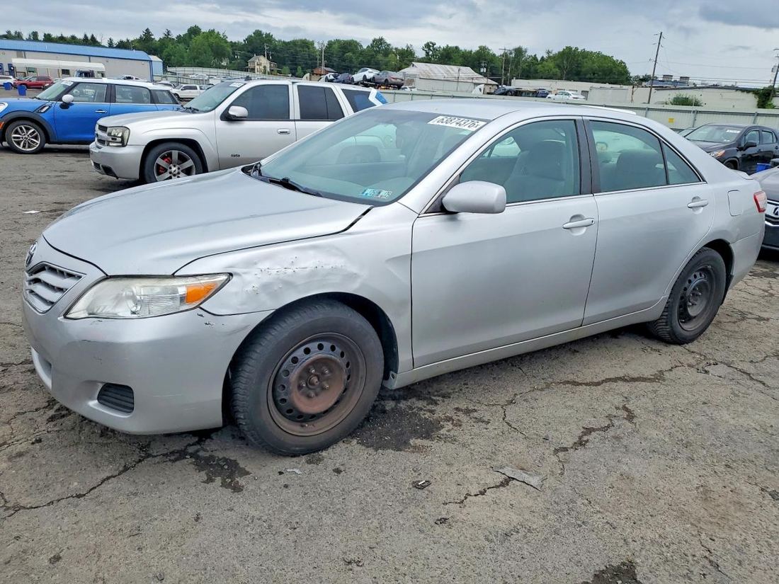 2011 TOYOTA CAMRY