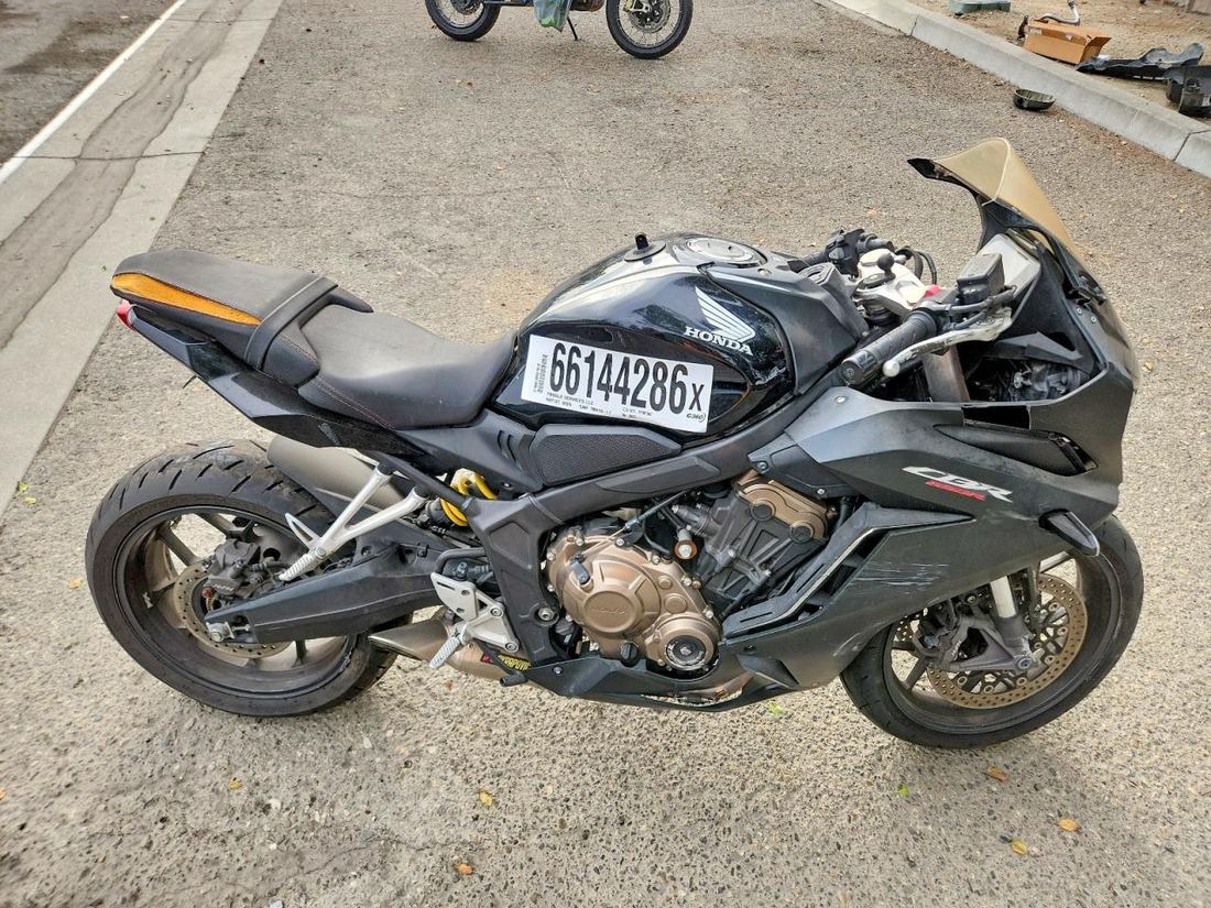 2021 HONDA CBR650