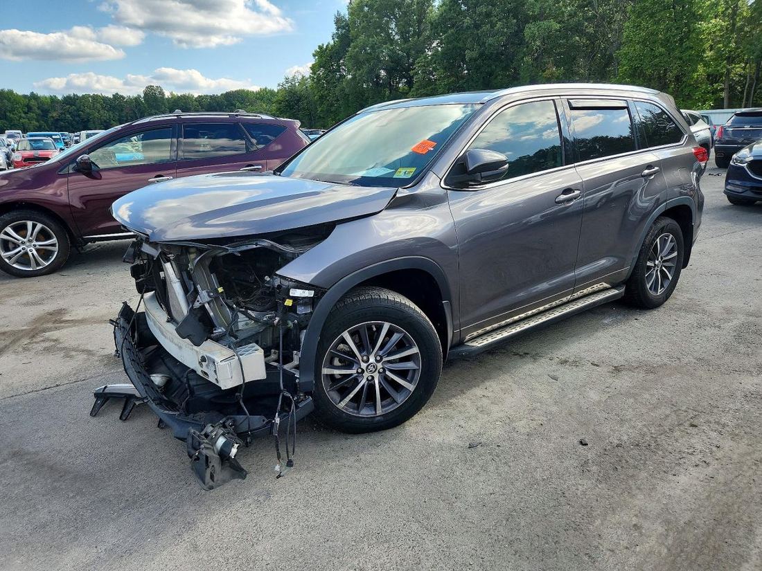 2018 TOYOTA HIGHLANDER