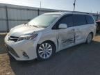2011 TOYOTA SIENNA