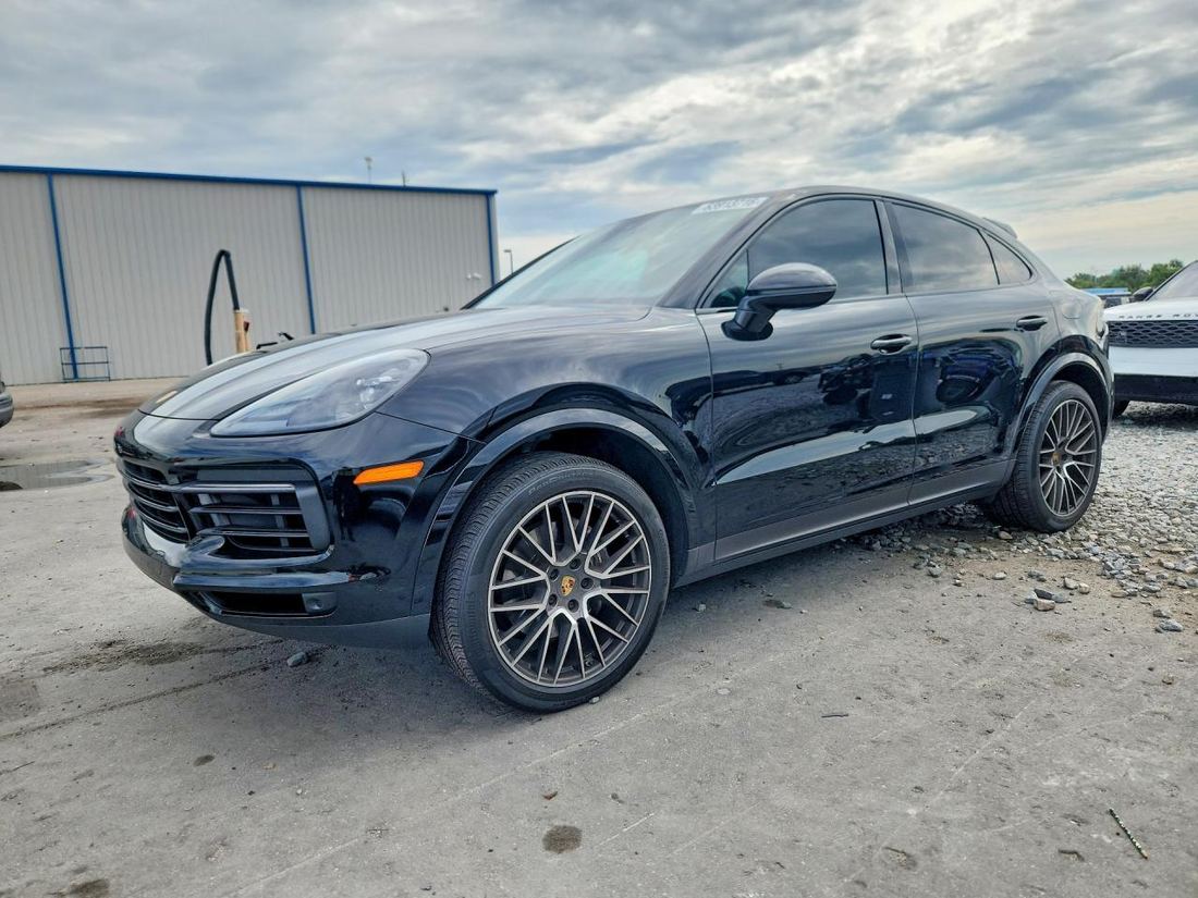 2021 PORSCHE CAYENNE
