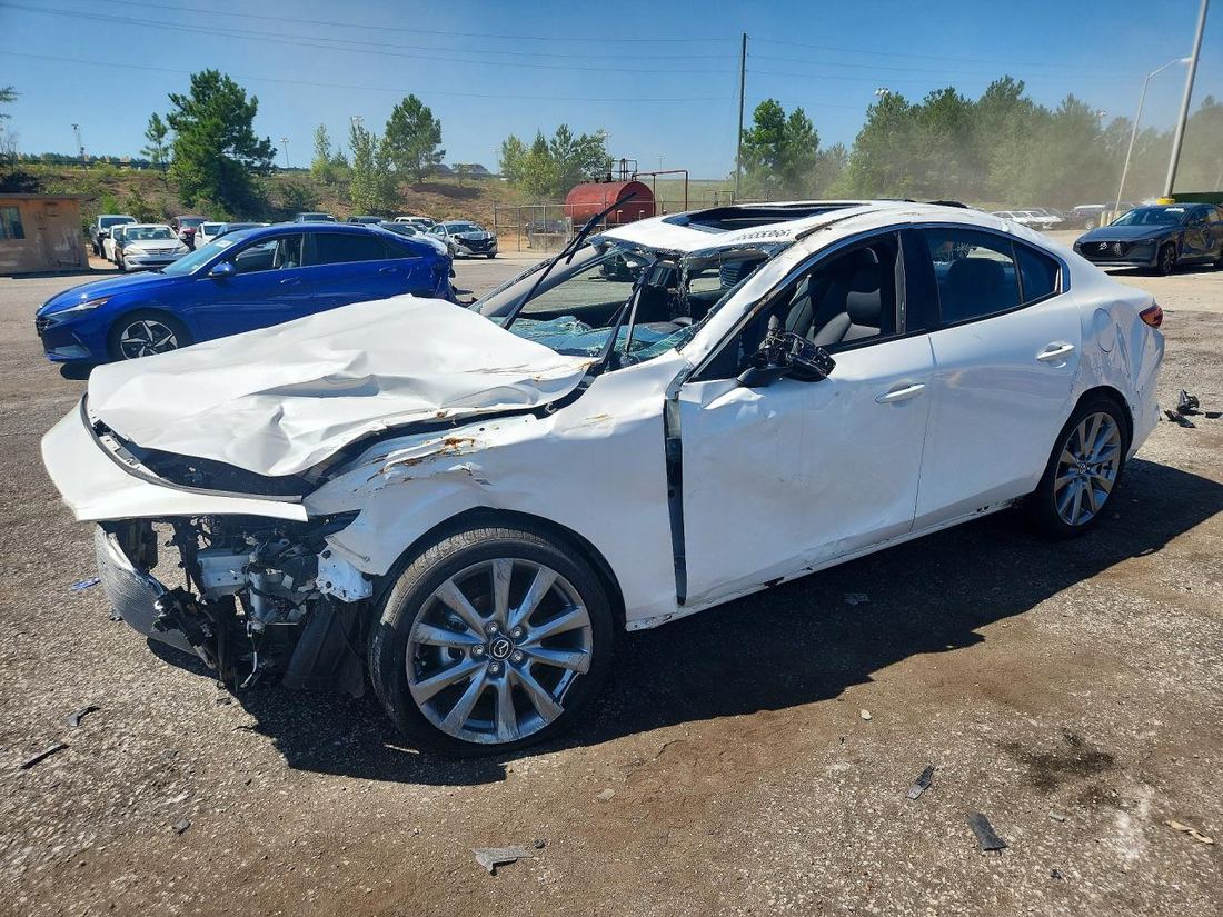 2026 MAZDA 3