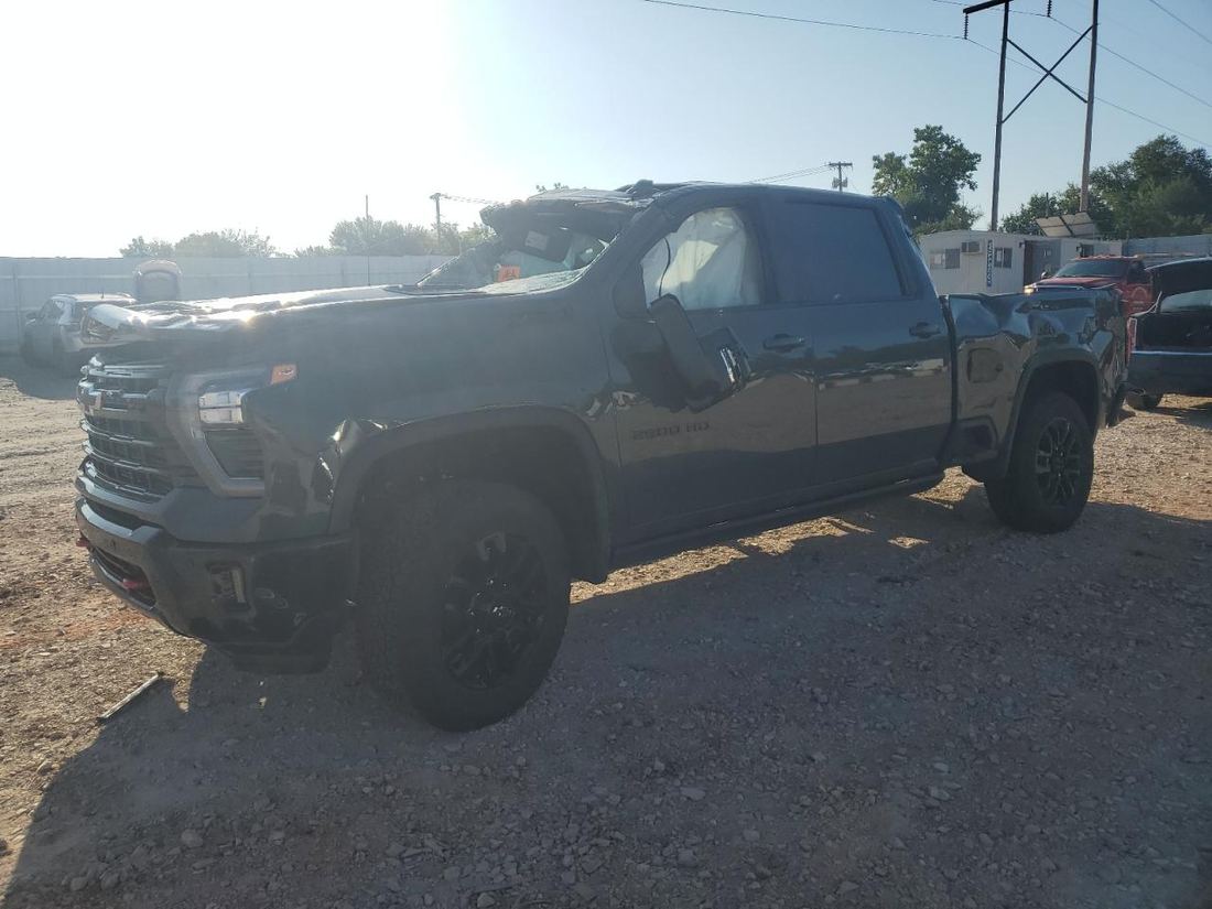 2025 CHEVROLET SILVERADO