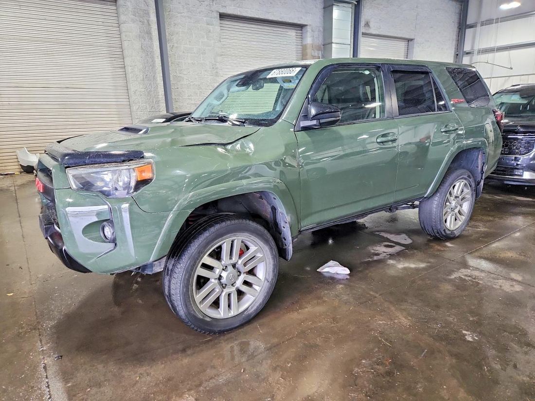 2020 TOYOTA 4RUNNER