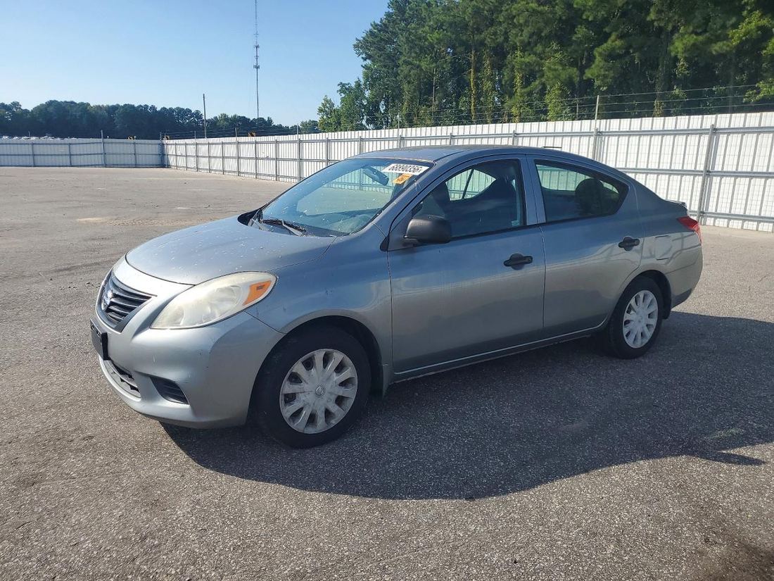 2012 NISSAN VERSA