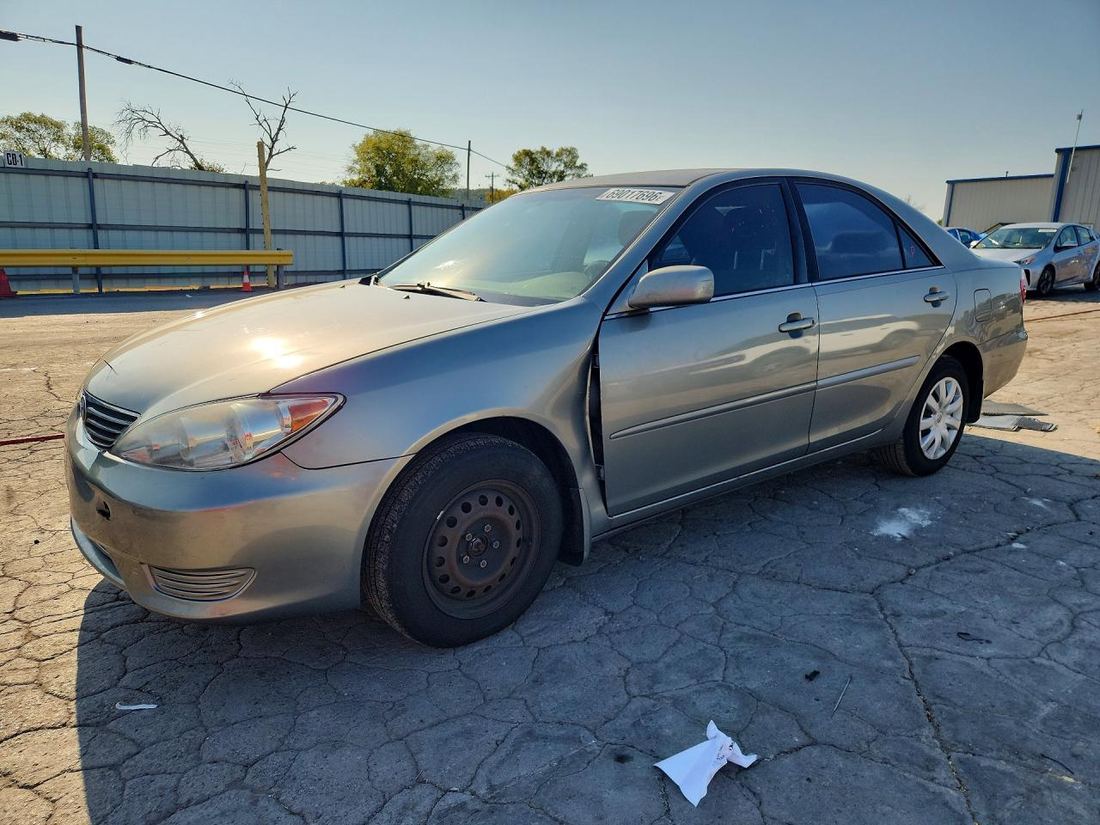 2005 TOYOTA CAMRY