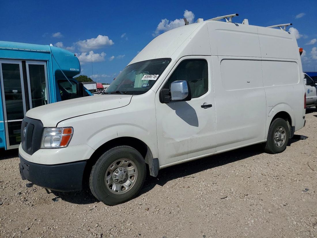 2016 NISSAN NV