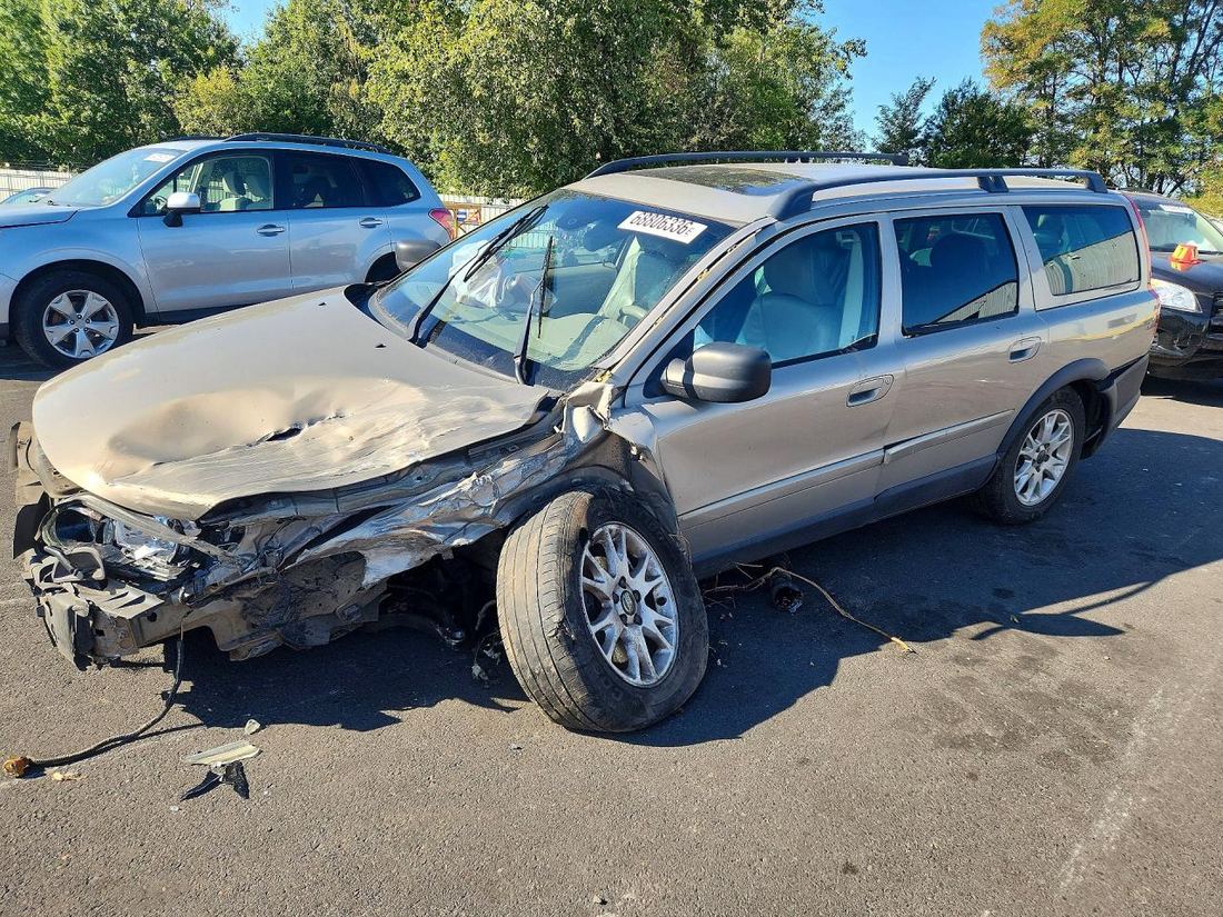 2004 VOLVO XC70