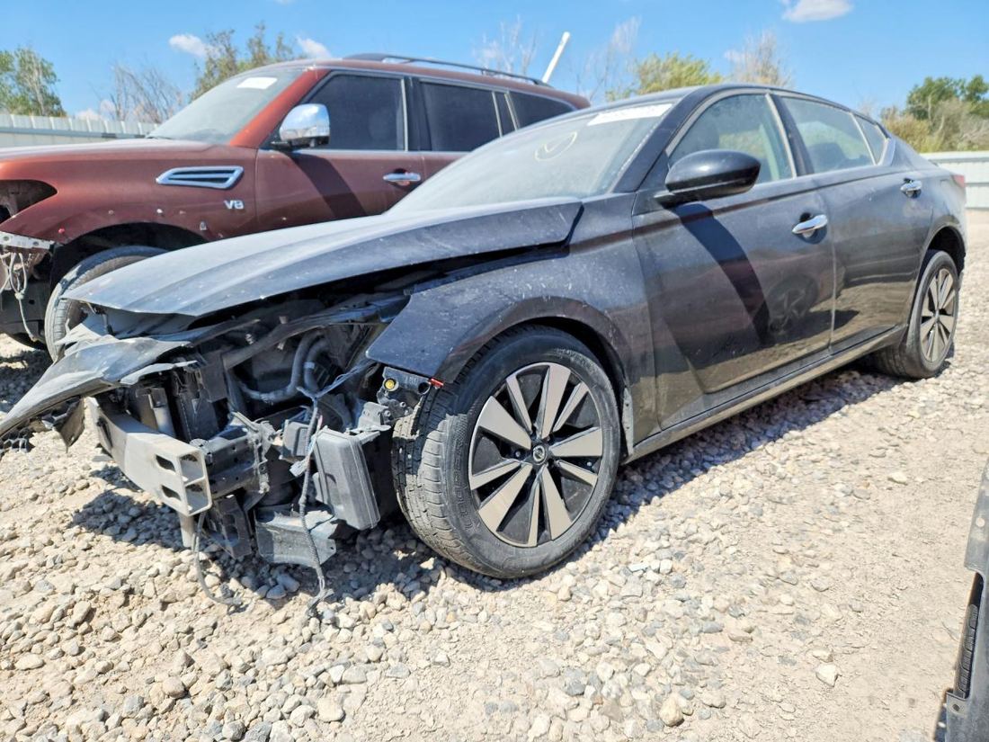 2022 NISSAN ALTIMA
