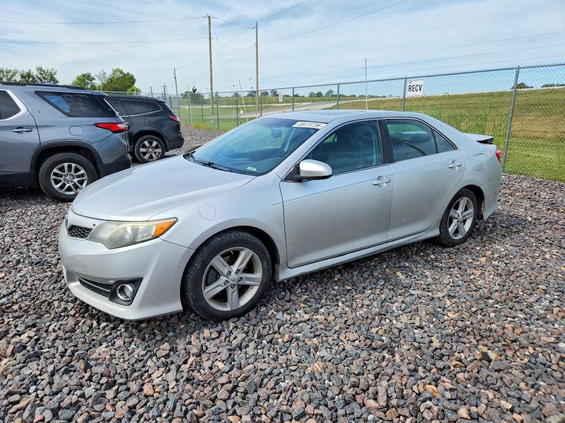 2013 TOYOTA CAMRY