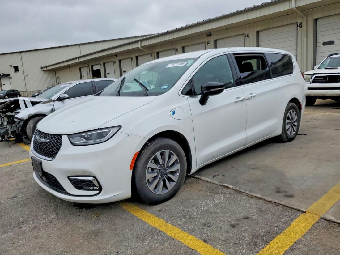 2025 CHRYSLER PACIFICA