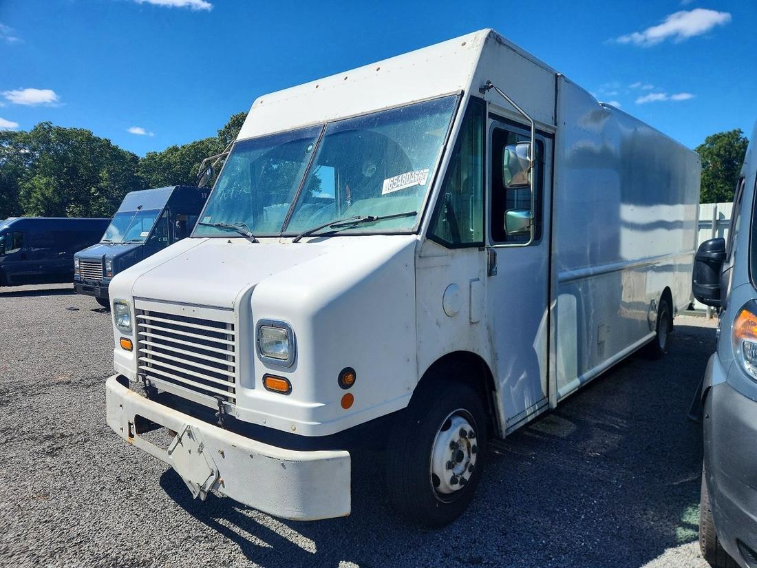 2012 FREIGHTLINER MT45 CHASSIS