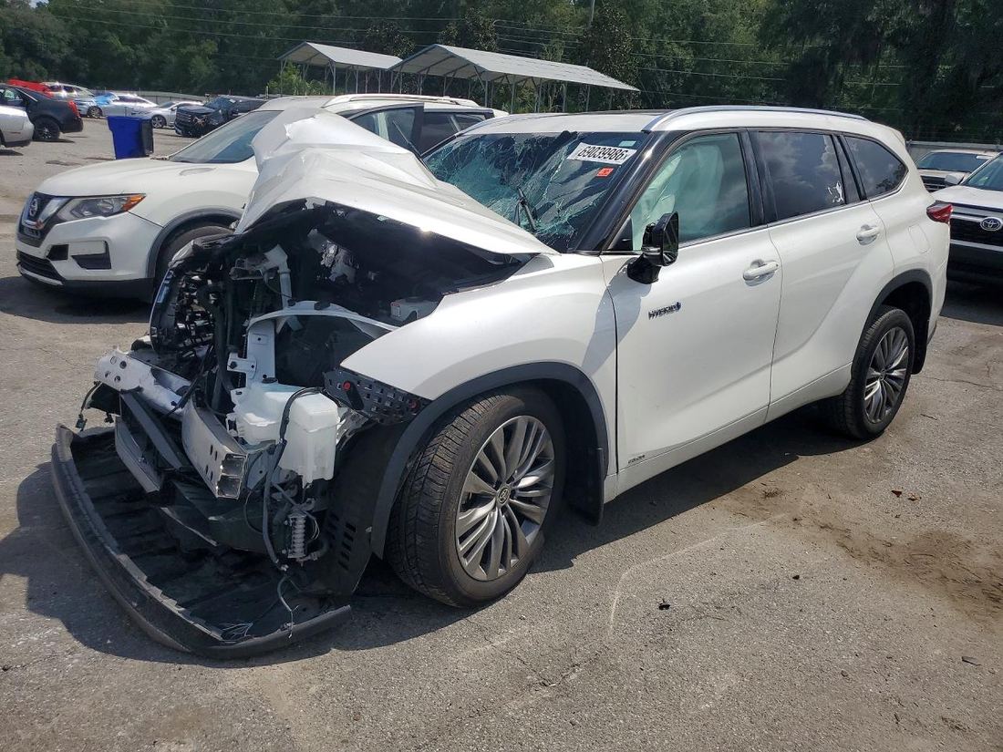 2021 TOYOTA HIGHLANDER