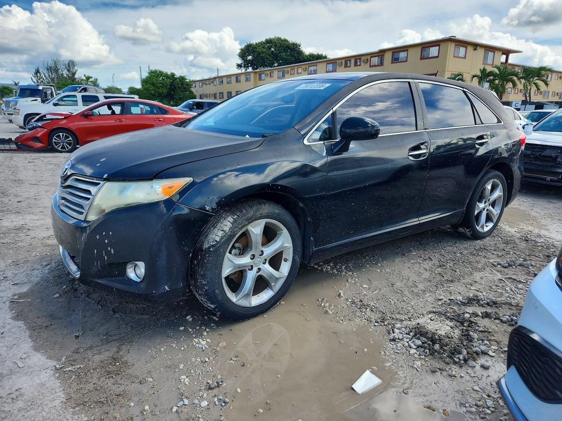 2011 TOYOTA VENZA