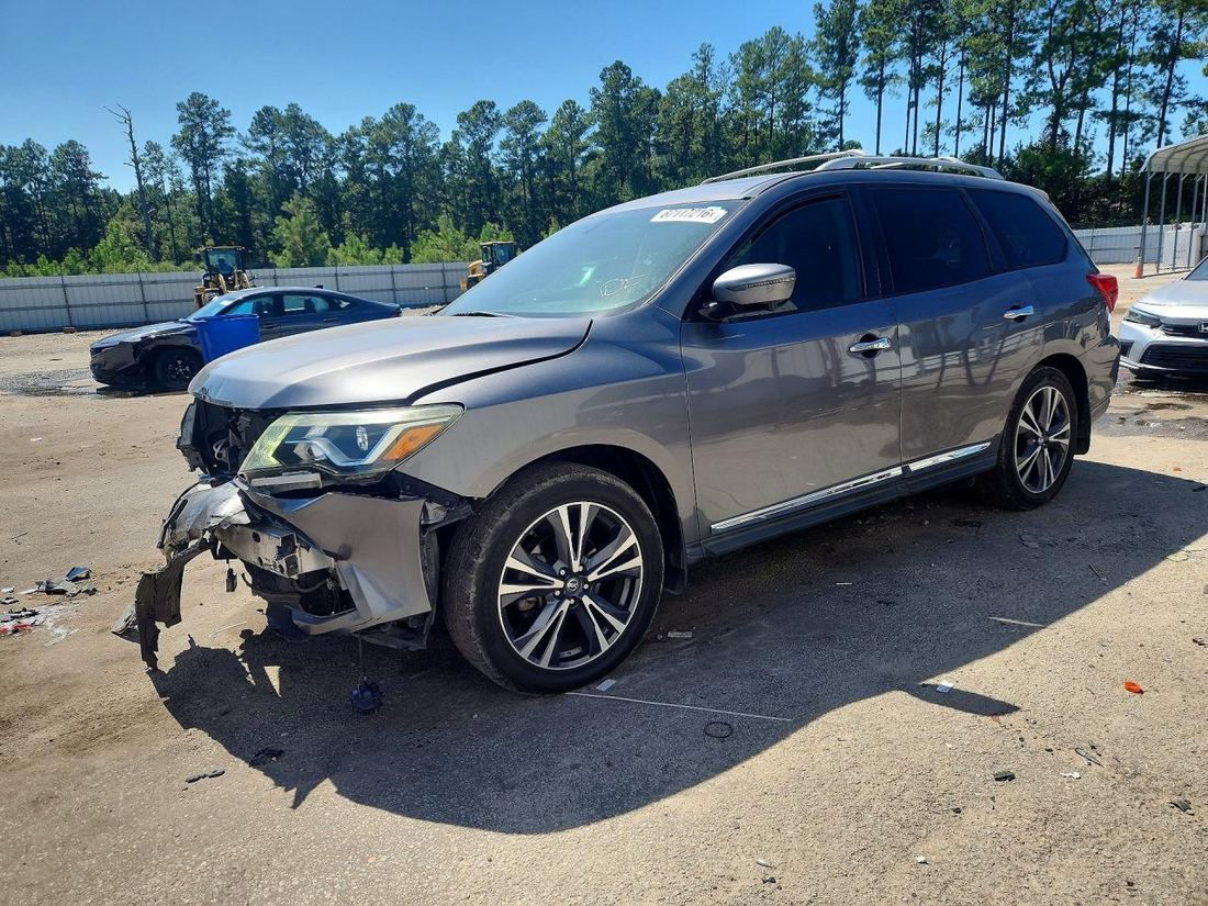 2017 NISSAN PATHFINDER