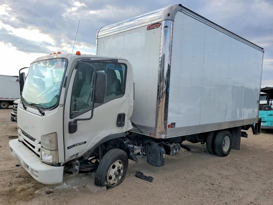 2018 ISUZU NPR