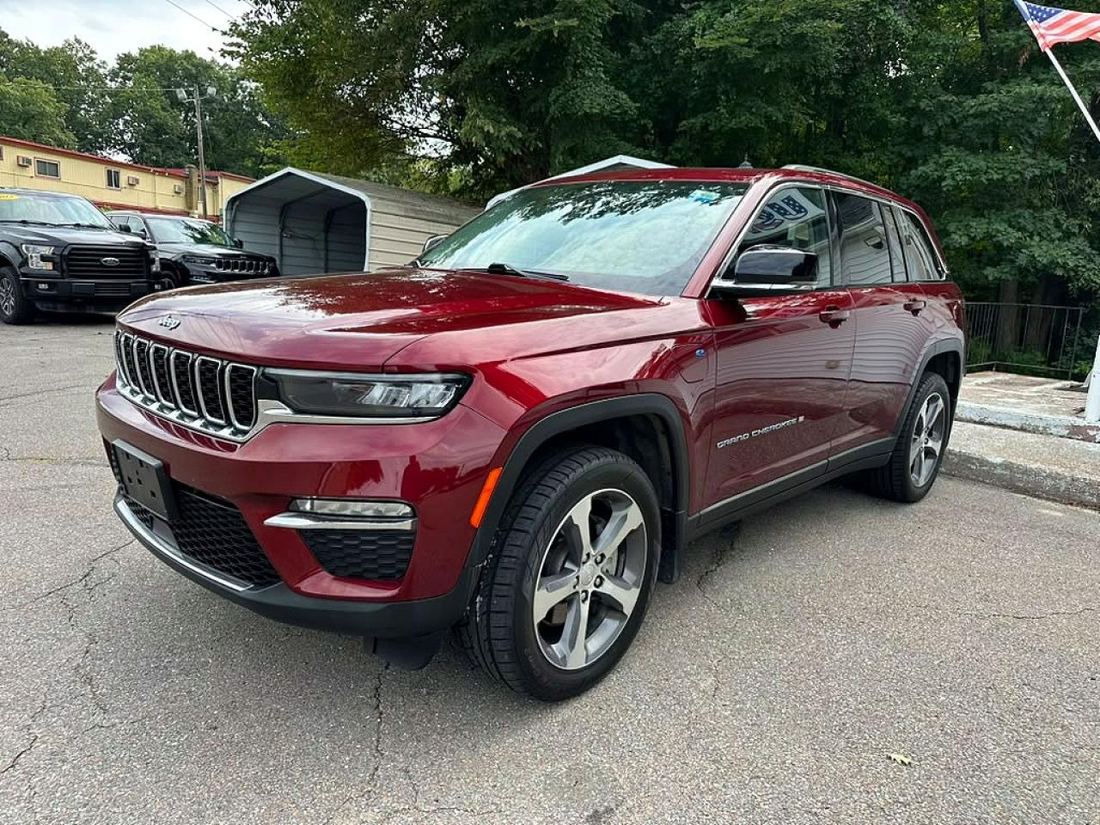 2023 JEEP GRAND CHEROKEE