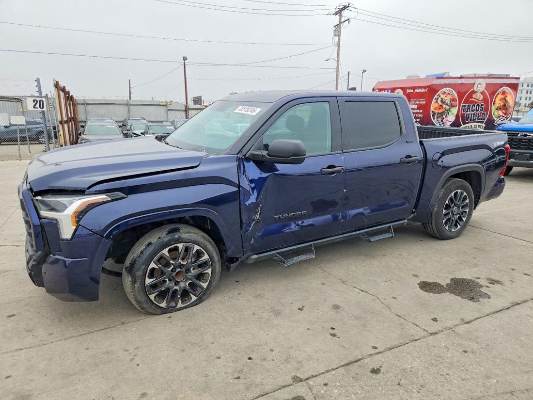 2022 TOYOTA TUNDRA