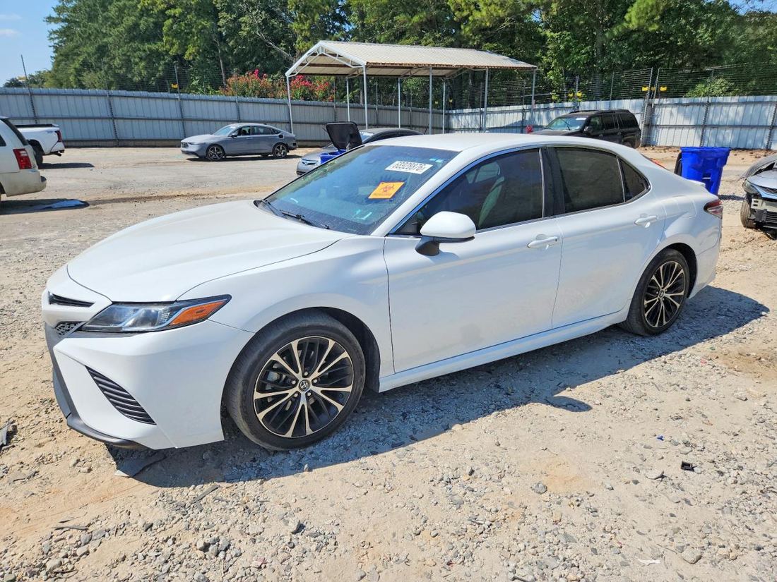 2018 TOYOTA CAMRY