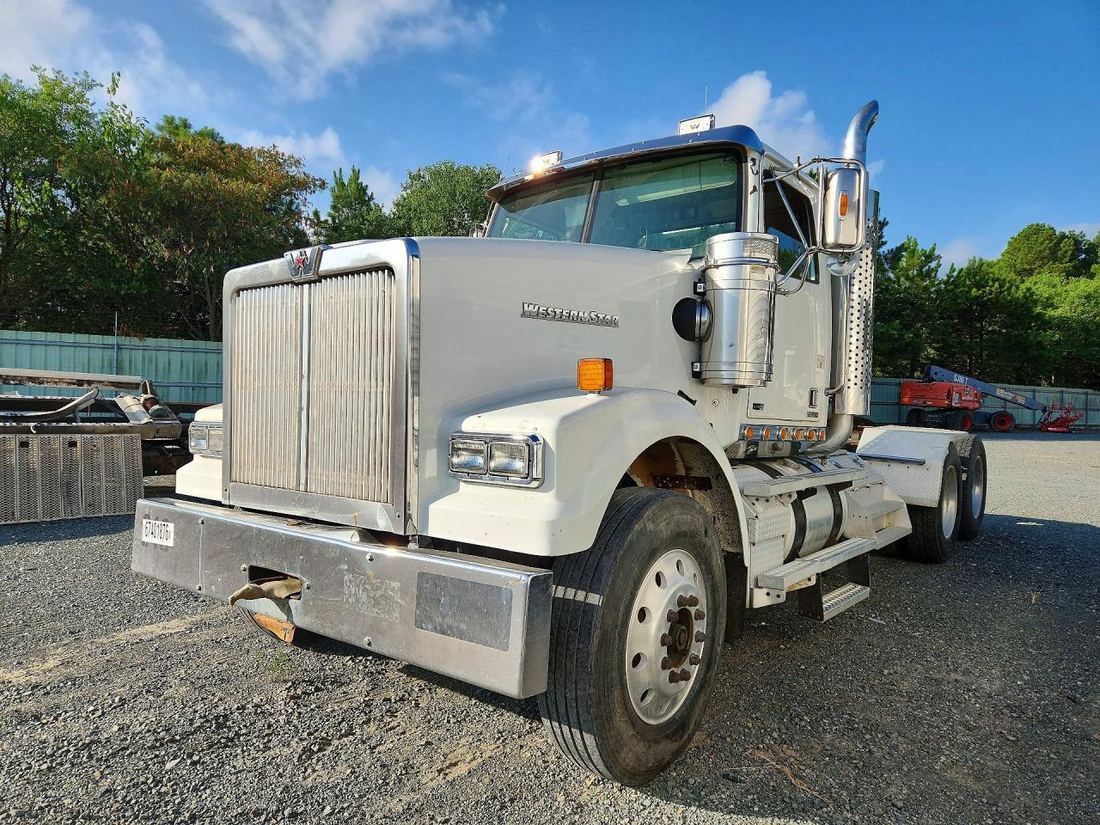 2015 WESTERN STAR/AUTO CAR TRACTOR