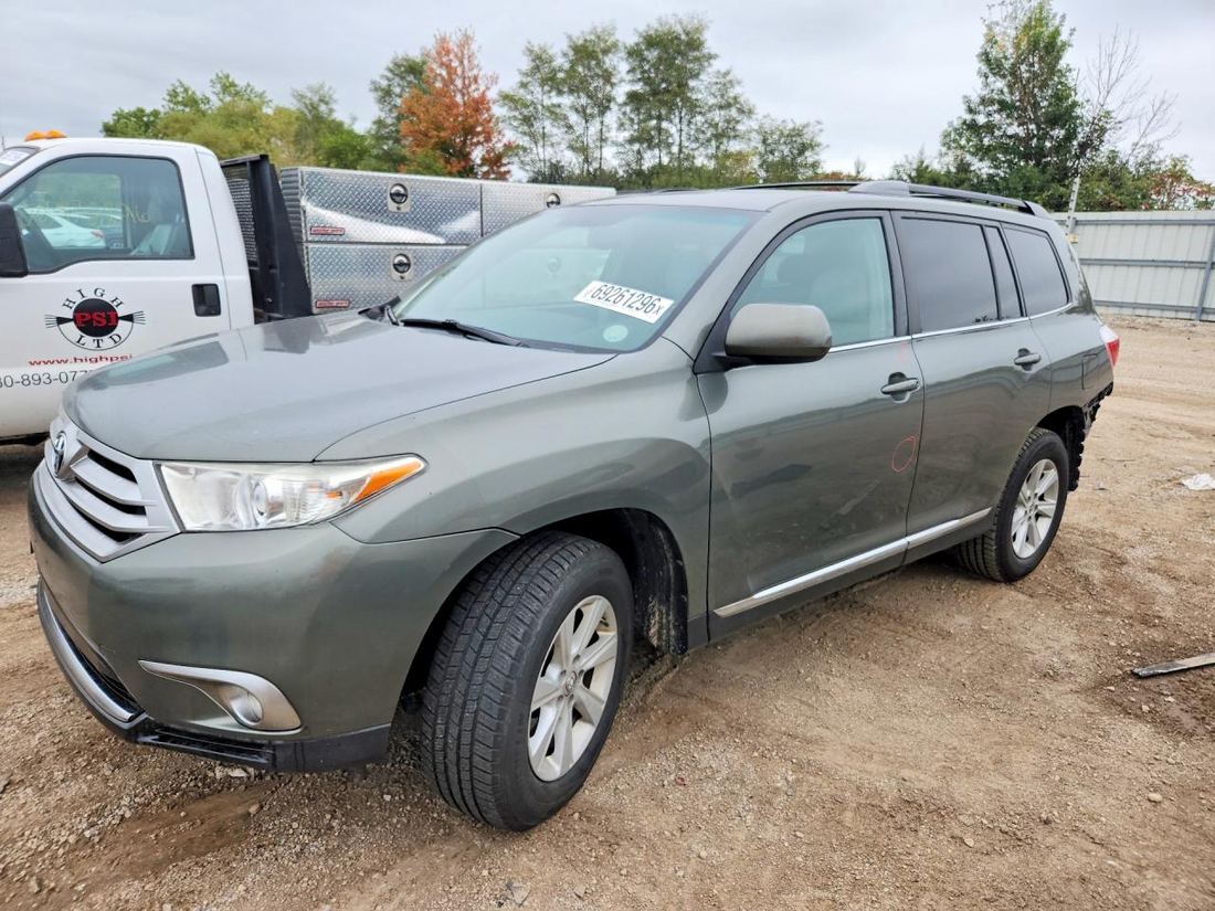 2011 TOYOTA HIGHLANDER
