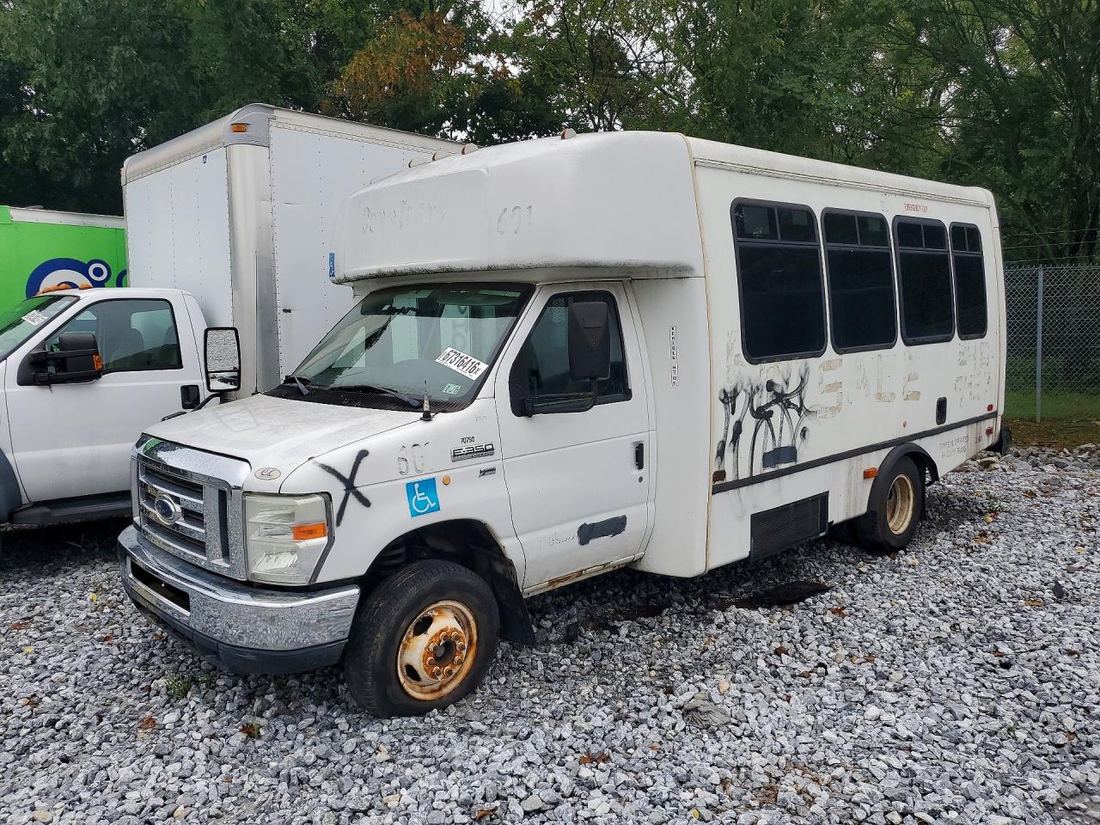 2013 FORD ECONOLINE