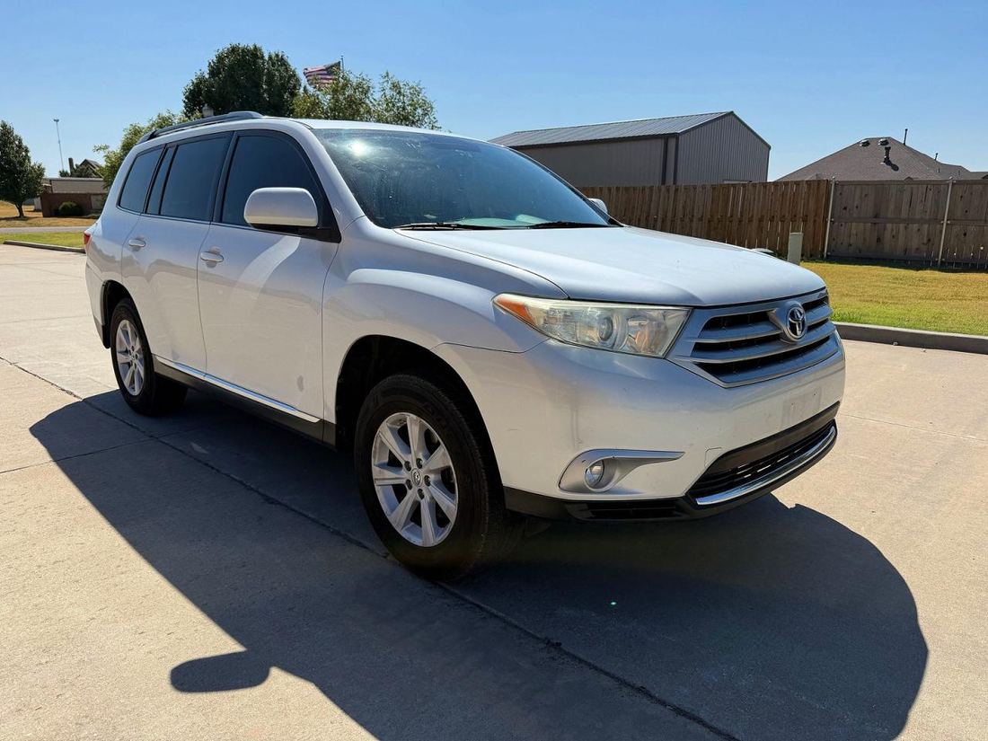 2013 TOYOTA HIGHLANDER