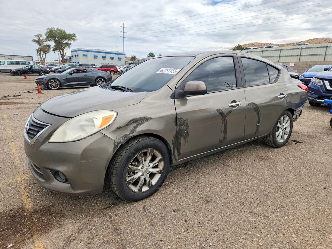 2014 NISSAN VERSA