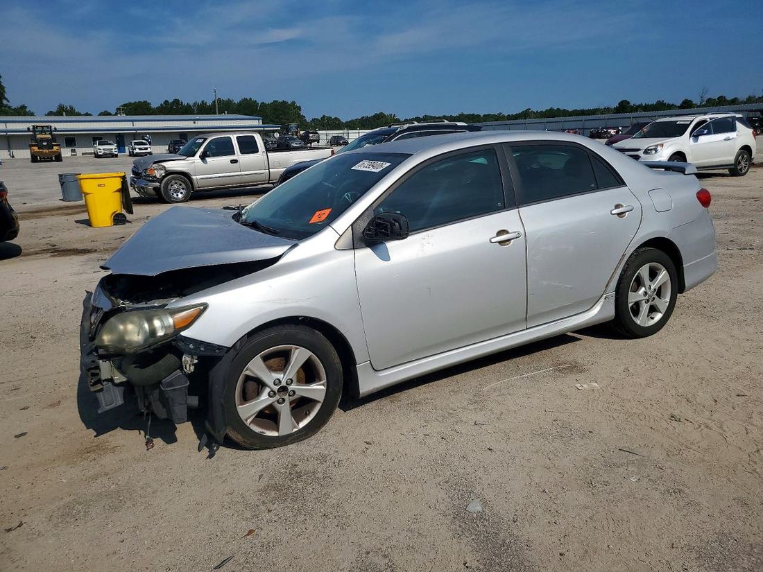 2013 TOYOTA COROLLA