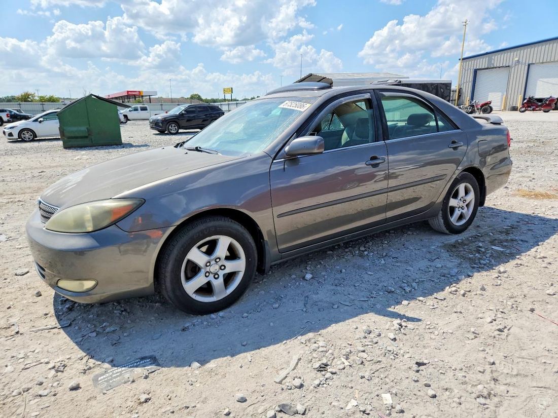 2004 TOYOTA CAMRY