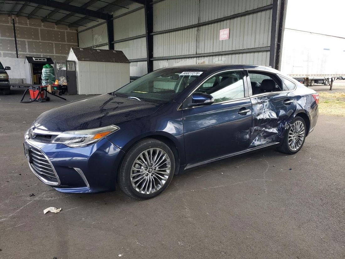 2016 TOYOTA AVALON
