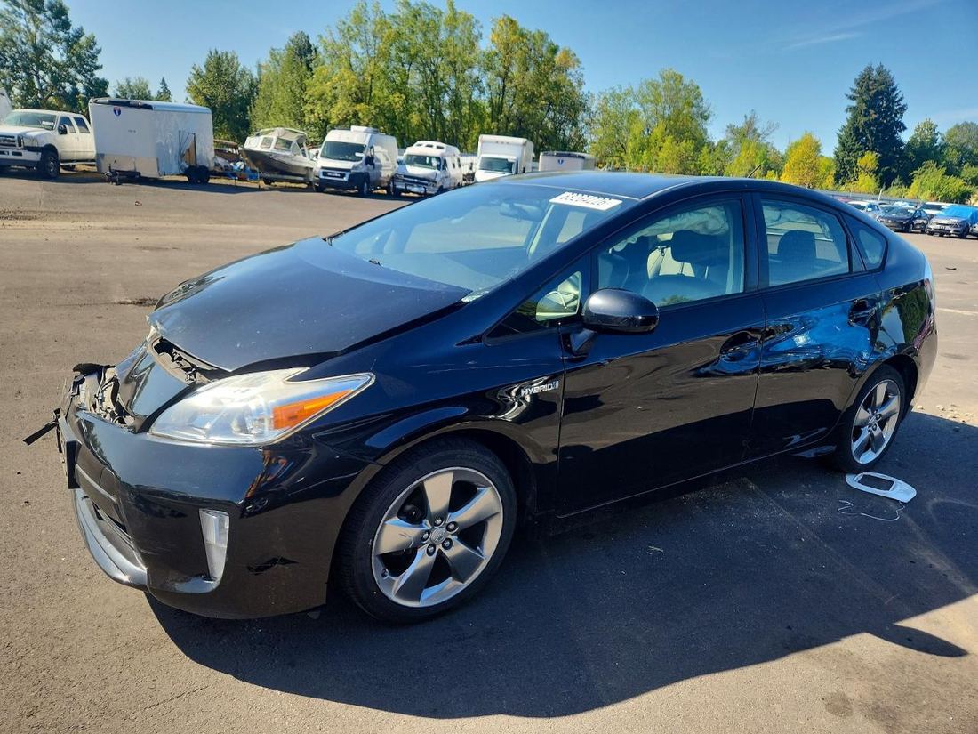 2013 TOYOTA PRIUS