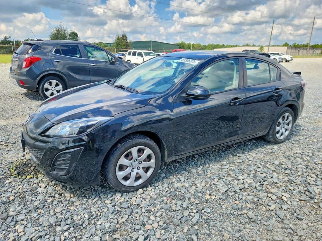 2011 MAZDA 3