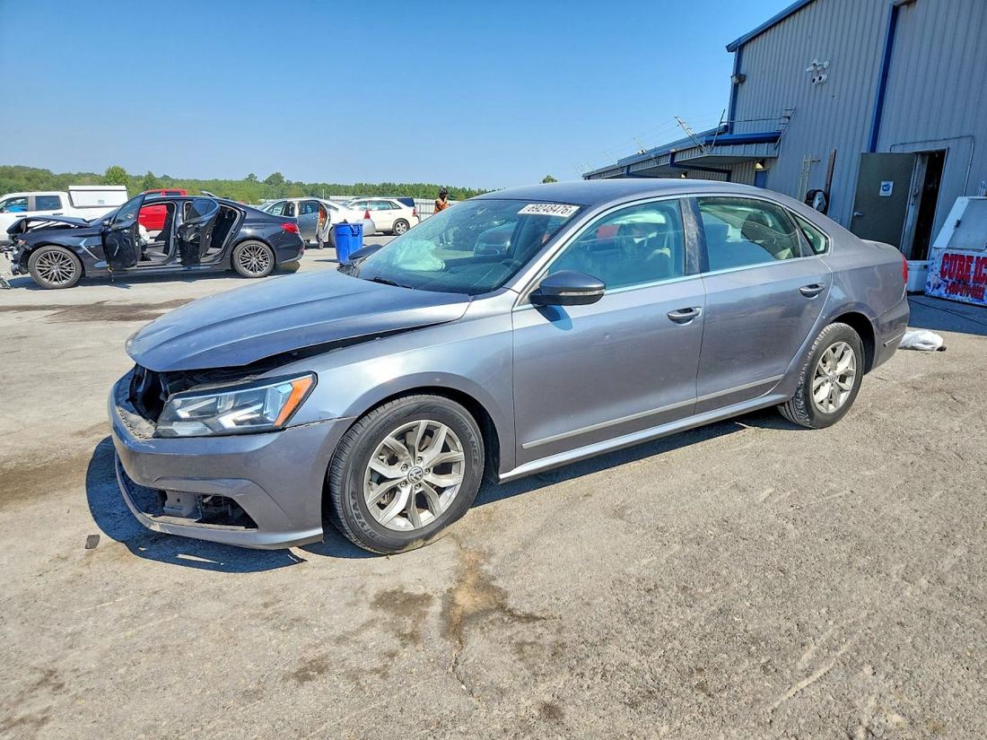 2016 VOLKSWAGEN PASSAT