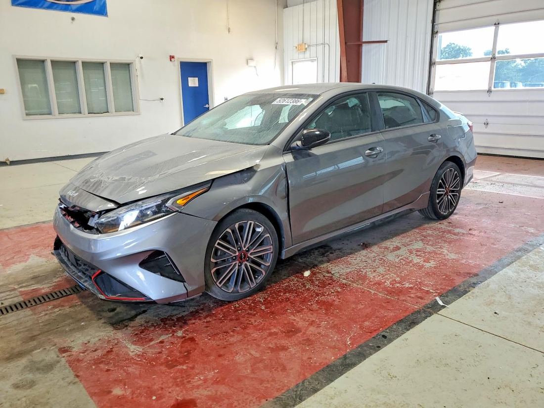 2023 KIA FORTE
