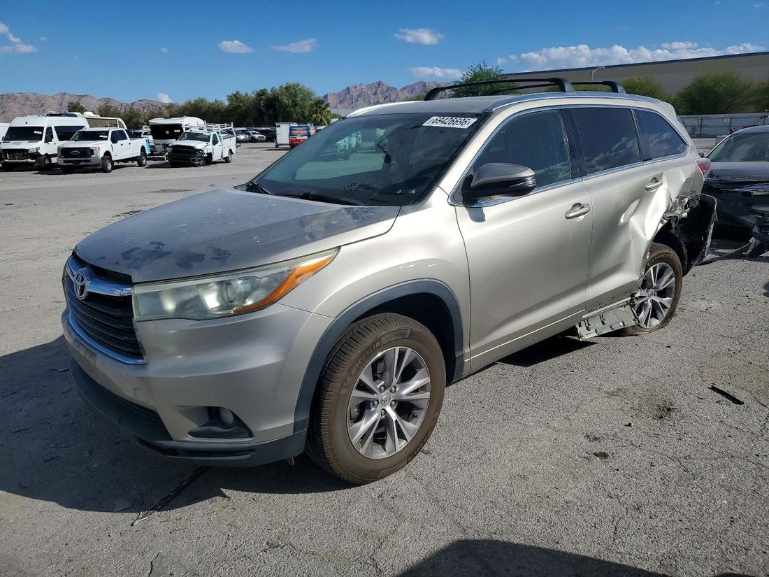 2015 TOYOTA HIGHLANDER