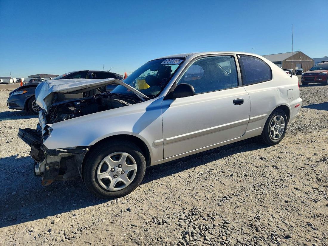 2003 HYUNDAI ACCENT