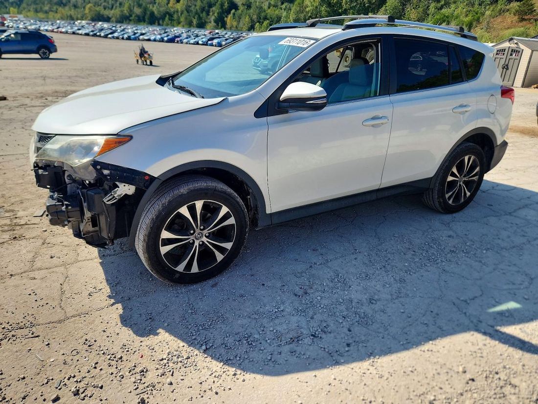 2015 TOYOTA RAV4