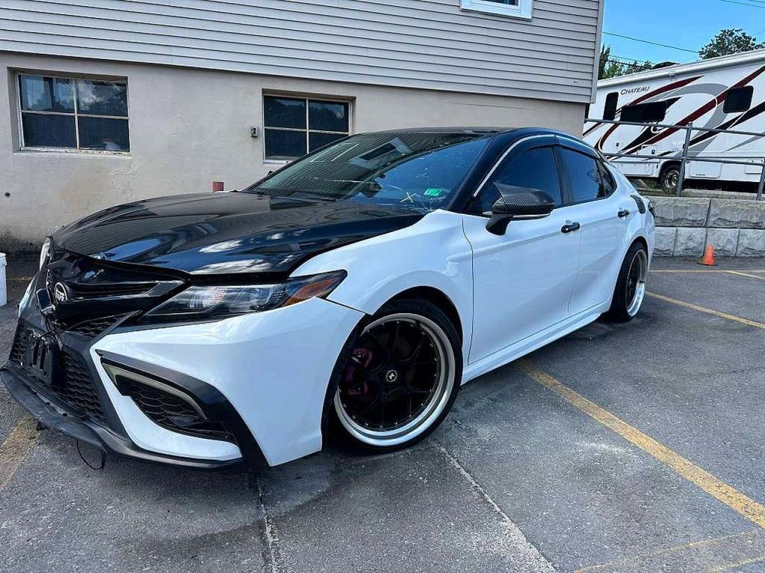 2023 TOYOTA CAMRY