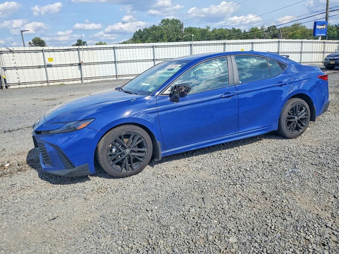 2025 TOYOTA CAMRY