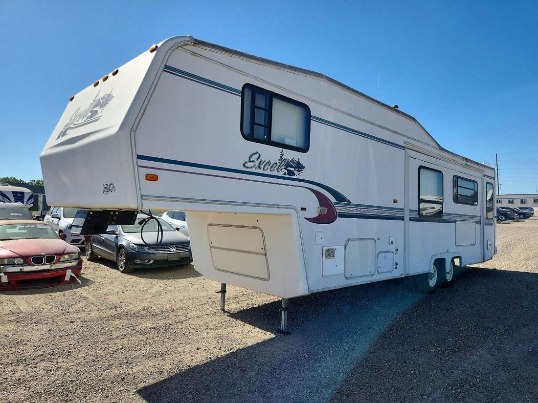 1996 EXCEL RECREATIONAL VEHICLE (RV)
