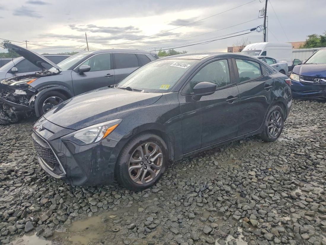 2019 TOYOTA YARIS