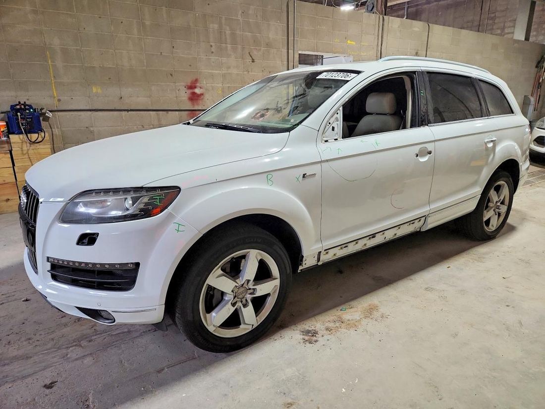 2015 AUDI Q7