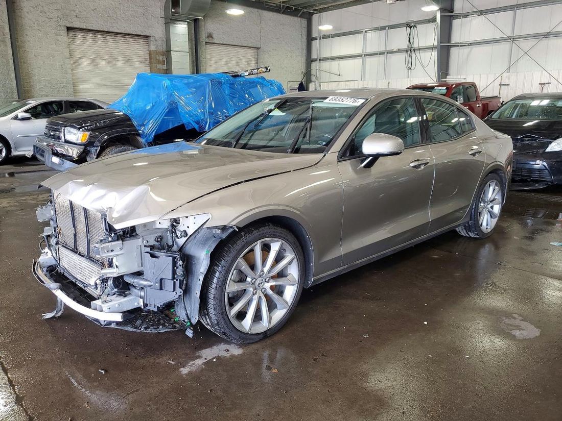 2020 VOLVO S60