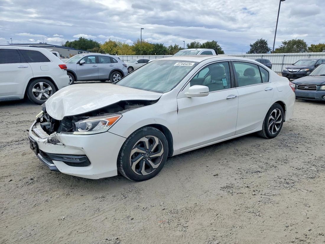 2017 HONDA ACCORD