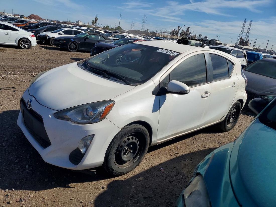 2016 TOYOTA PRIUS C