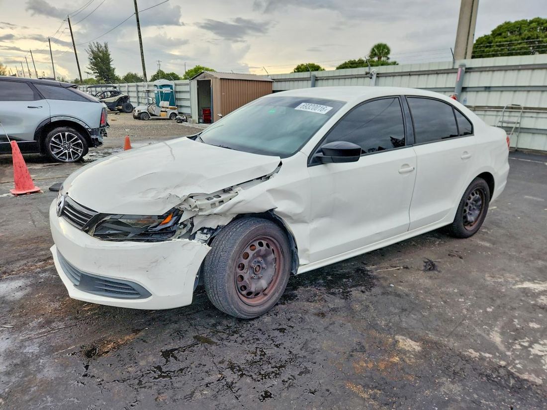 2014 VOLKSWAGEN JETTA