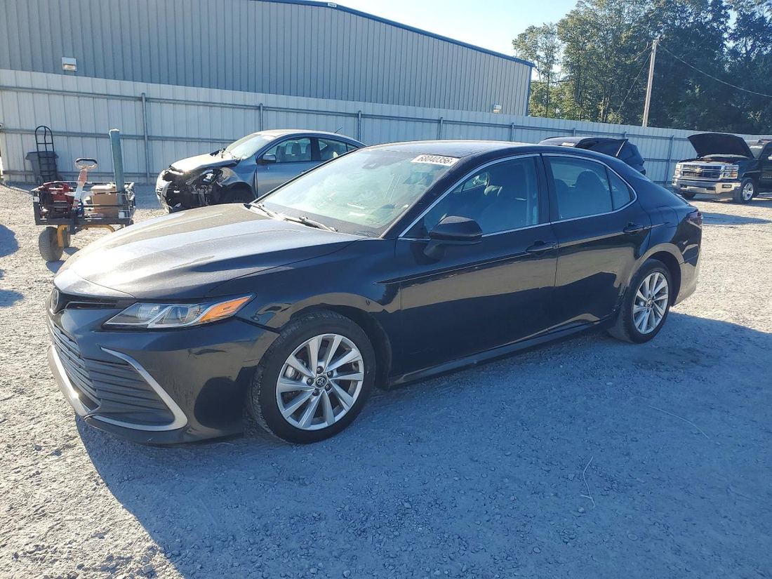 2023 TOYOTA CAMRY